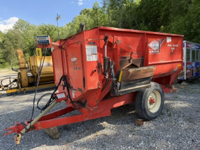 Kuhn Knight 3125 Mixer Wagon