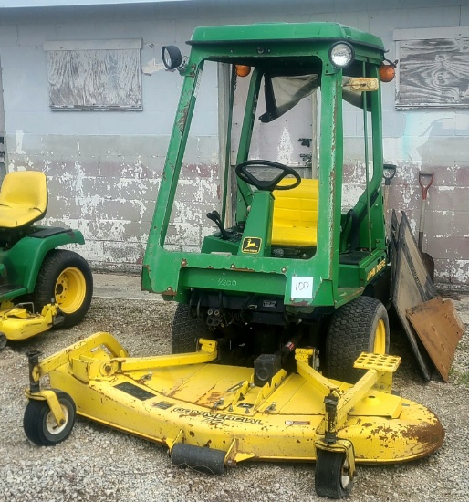 JD F-935 COMMERCIAL MOWER