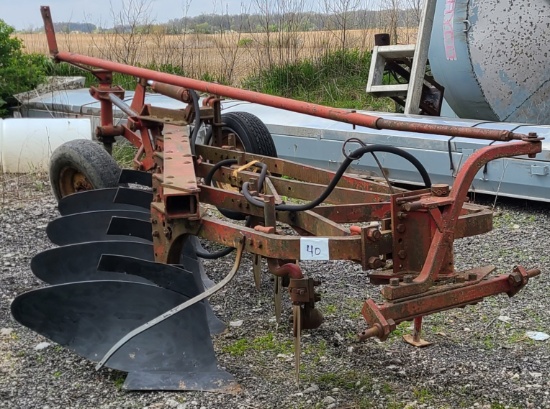 INT 4 BOTTOM PLOW