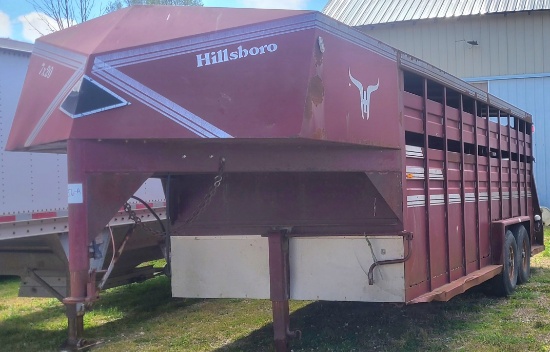 GOOSENECK LIVESTOCK TRAILER