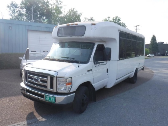 2009 Ford E450