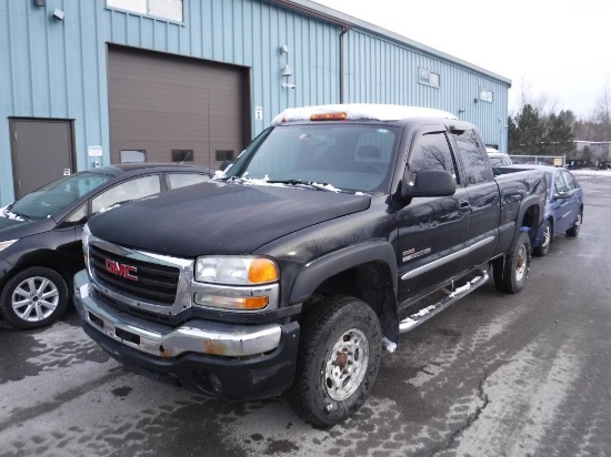 2004 GMC Sierra 2500HD