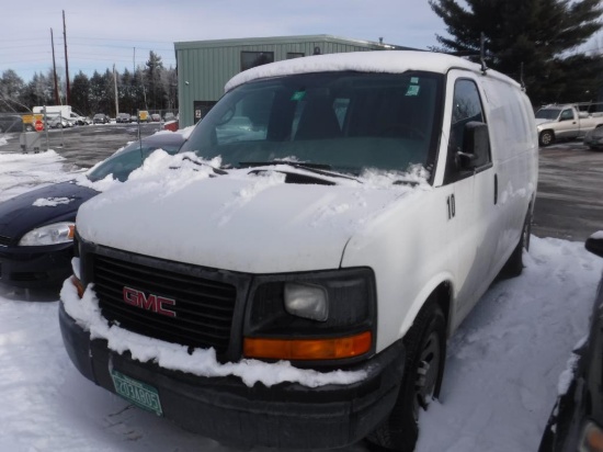 2013 GMC Savana Cargo