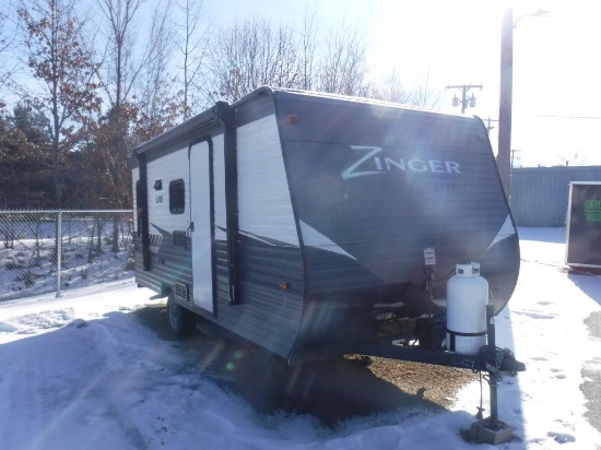2018 Zinger Camper