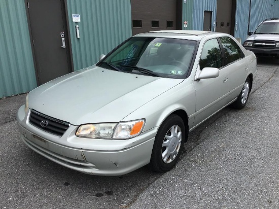 2000 Toyota Camry