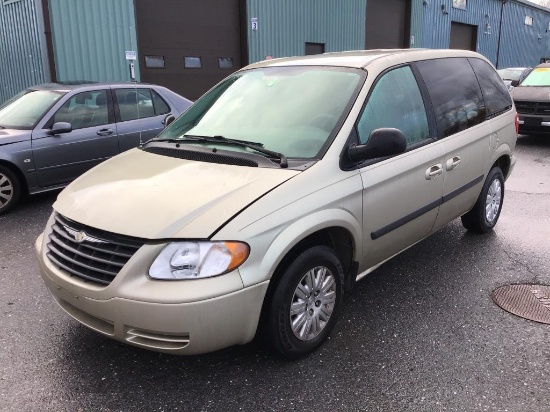 2005 Chrysler Town and Country