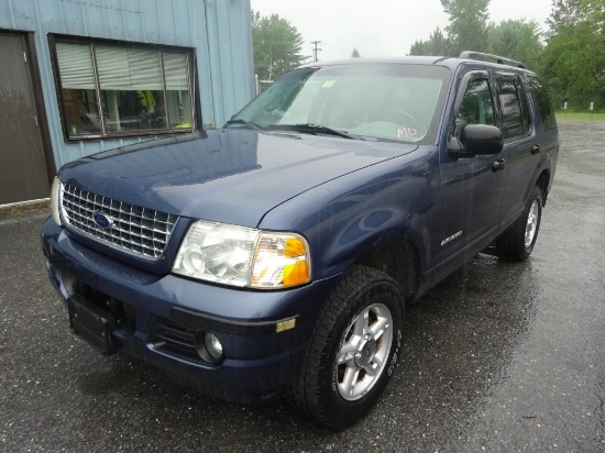 2004 Ford Explorer