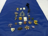 22 Vintage And Collectable Pins