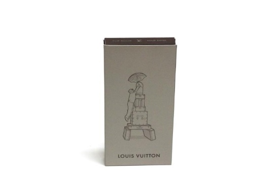 Vintage Louis Vuitton: VIP Flip Book