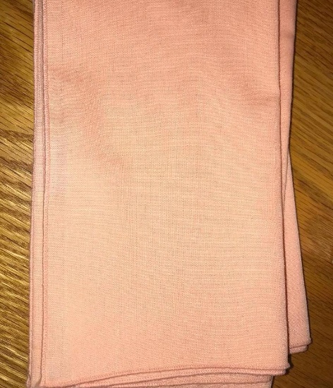 Lot of 6 Peach Linen Napkins - Like New