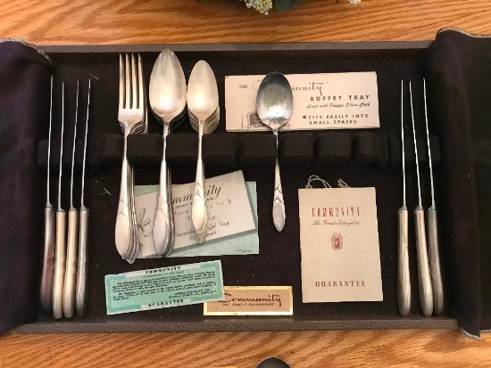 Oneida Community 1932 Lady Hamilton Silver Plated Table Service for 8