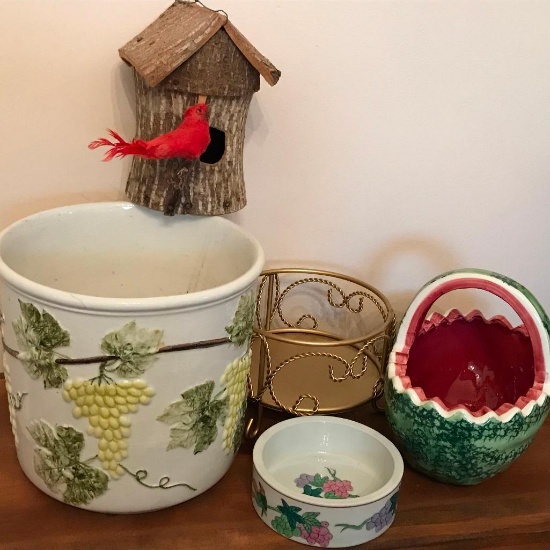 Lot of 5 plant/gardenware