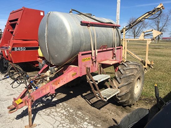 Century 500 gal Pull Type Sprayer, 18.4-16.1 Tires, 32ft Boom, Foam Markers