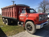 1979 GMC 7000 tandem axle grain truck, V8 4spd