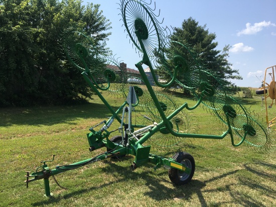 Frontier WR1010 10 wheel rake, center kicker wheel, low acreage.