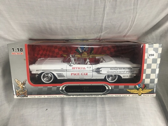 1958 Pontiac Bonneville, 1:18 scale, Road Signature