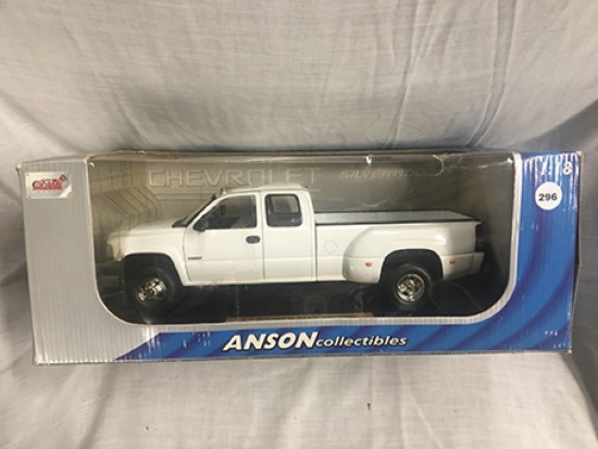 Chevrolet Silverado, 1:18 scale, Anson