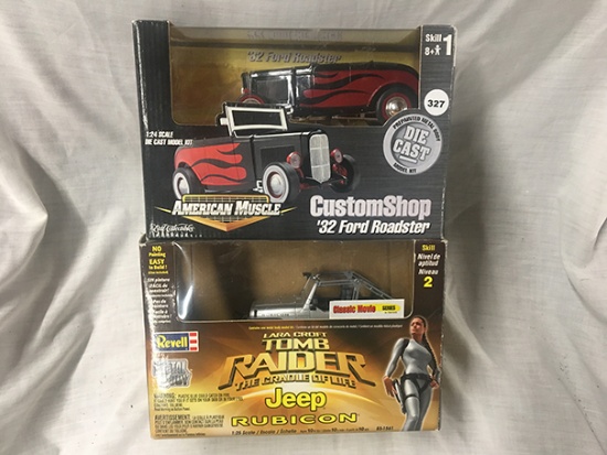 Lot of 2 cars, 1:24 scale
