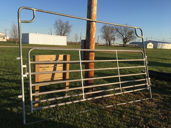 12ft Ride In Corral Gate (Consigned by Garry Graham 660-341-4797)