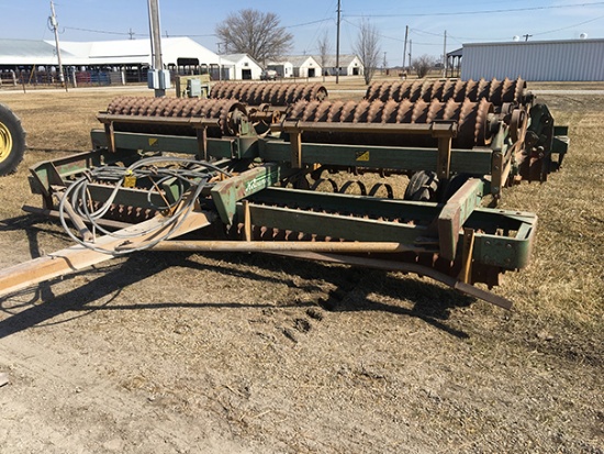 Kewanee 24 ft.  Mulcher (Consigned by Dean Hunziker 660-341-4766)