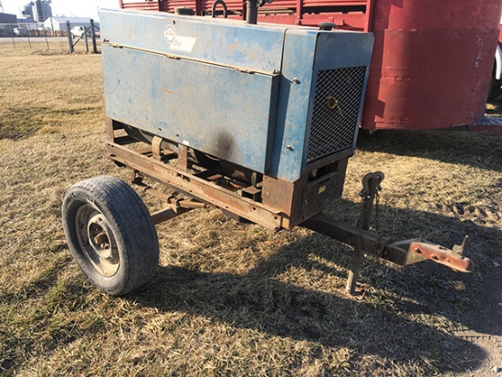 Miller pull type Big 40 gas welder / generator, hasn't been started in years, not stuck