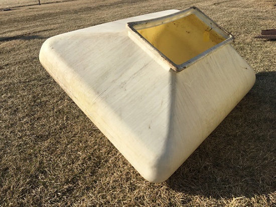 Kinze planter 200 bu seed hopper