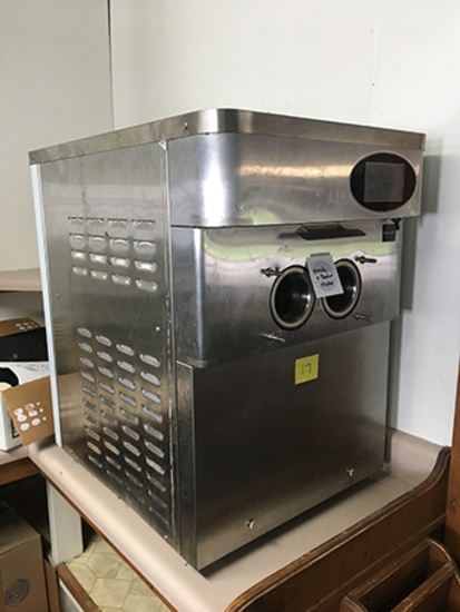 2 Head Ice Cream Machine, Model VEVOR-826T (needs a beater motor)