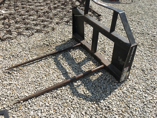 Bush Hog SBS245 Skid Steer Attachment Bale Spear S# 3-00701