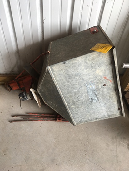 12V Spreader