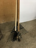 (2) Rakes & Edger
