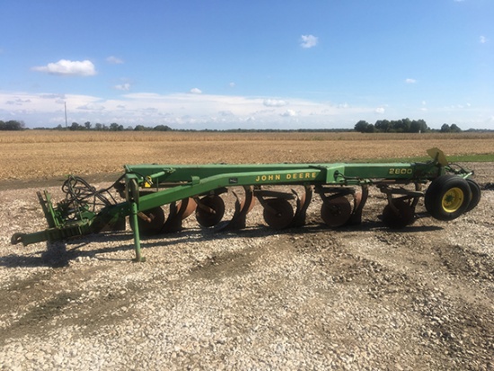 JD 2800 5BTM Variable Width Plow. S#01007A