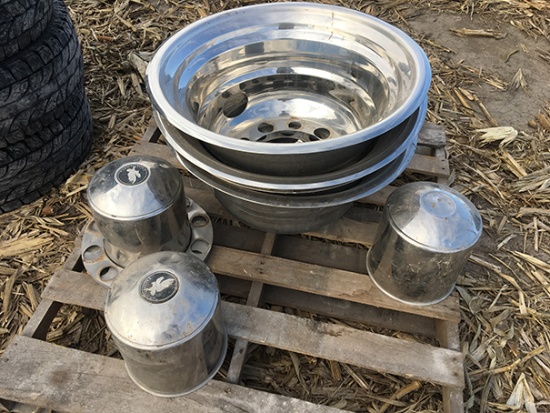 (4) Chrome 22.5 Wheel Simulators, 3 caps
