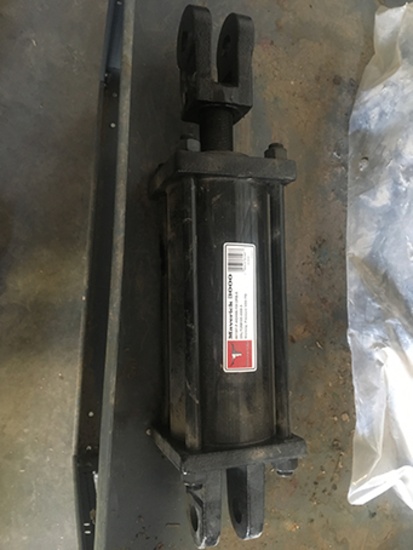 New Maverick 3000 Cylinder