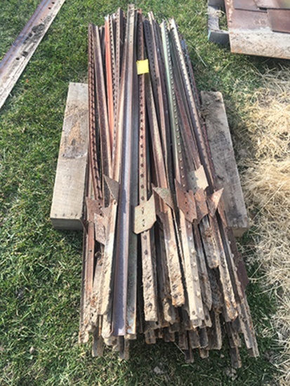 Lot of 65 6ft T-Posts