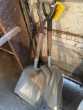 2 Scoop Shovels