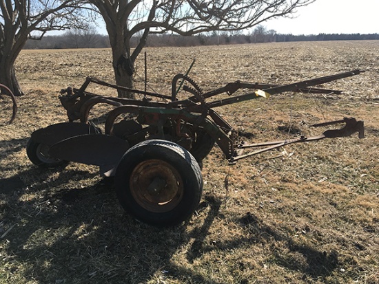 CASE 2 btm. Pull type plow