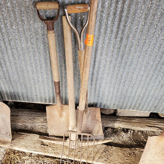 Shovels, fork & pick