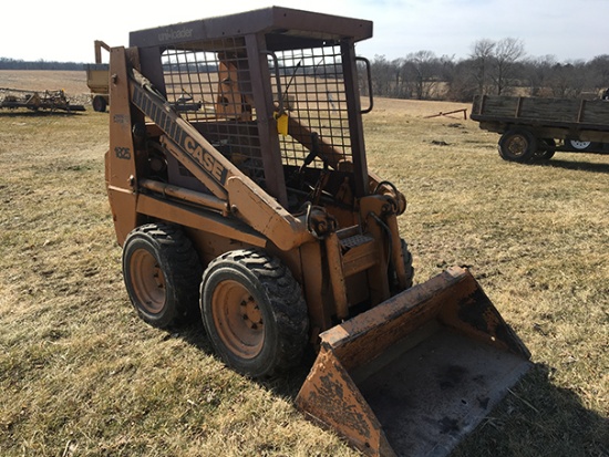 CASE 1825 Uniloader, gas engine, 4368 hours, S#21696