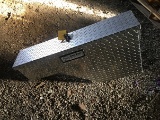 DEE ZEE Diamond Plate side tool box