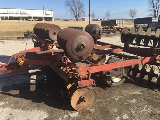IH 16ft Flat Fold Disk