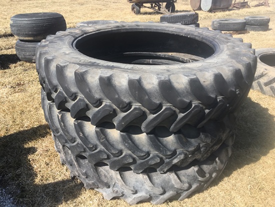 Set of 3 380/90-R46 Tires