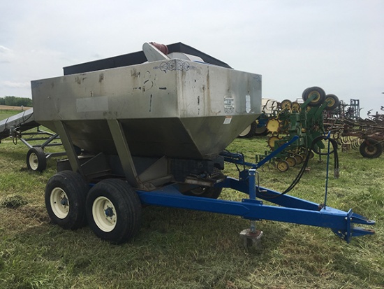 Doyle pull type stainless steel fertilizer cart, double spreader