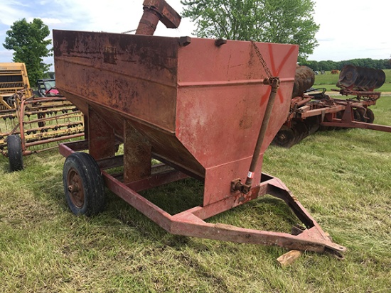 Feed cart, condition unknown