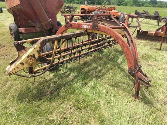 New Holland 258 side delivery rake