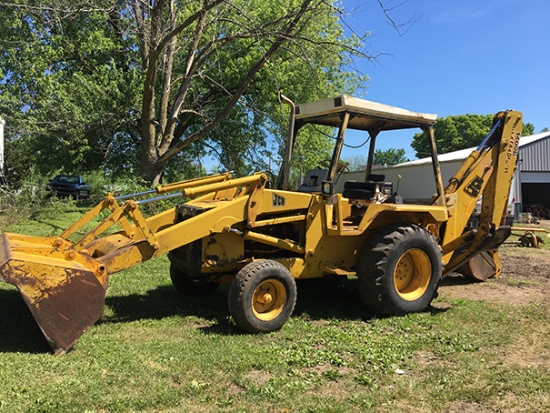 JCB 1400B loader / backhoe