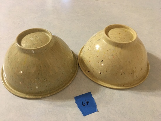 (2) 8" Texasware bowls.