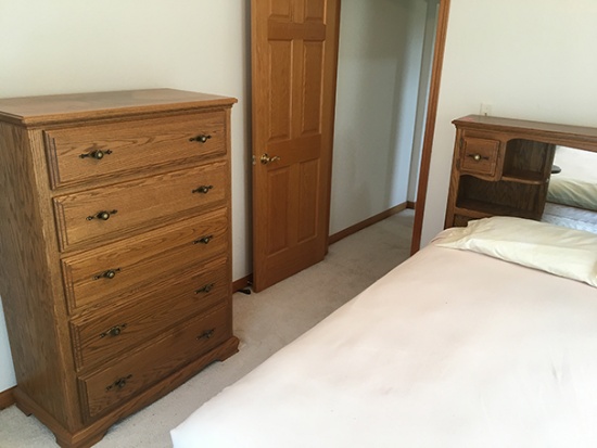 Oakwood Industry 2 pc. Bedroom outfit with 38 in chest of drawers and queen size bed
