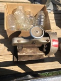 Fenda press and jars