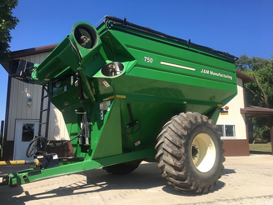 2009 J & M 750-18 Grain Cart, Small 1000 PTO, 30.5-32 tires, scales, tarp, S# 3796, One Owner