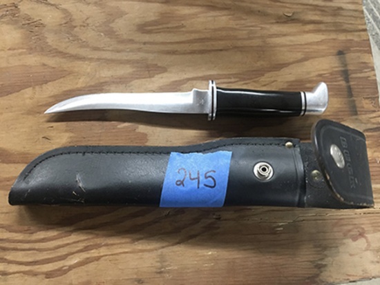 Buck 121 Hunting Knife
